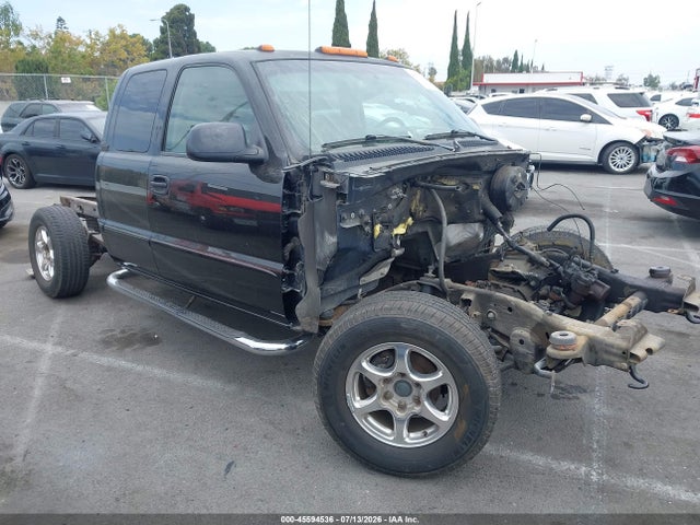 45594536 :رقم المزاد ، 2GTFK69U021332993 vin ، 2002 Gmc Sierra 1500 Denali مزاد بيع