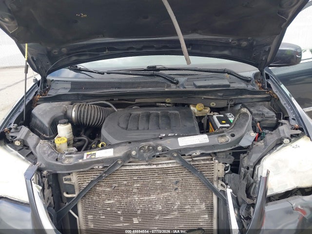 2013 Chrysler Town & Country Touring მანქანა იყიდება აუქციონზე, vin: 2C4RC1BG0DR675325, აუქციონის ნომერი: 45594554