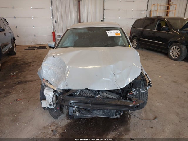 2017 Volkswagen Jetta 1.4t S მანქანა იყიდება აუქციონზე, vin: 3VW2B7AJ1HM350911, აუქციონის ნომერი: 45594562