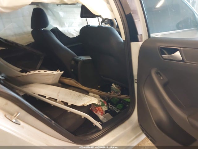 2017 Volkswagen Jetta 1.4t S მანქანა იყიდება აუქციონზე, vin: 3VW2B7AJ1HM350911, აუქციონის ნომერი: 45594562