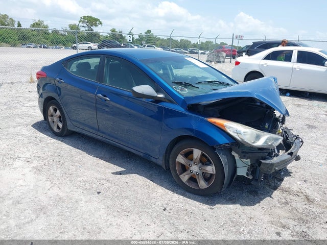 Auction sale of the 2013 Hyundai Elantra Gls, vin: KMHDH4AE4DU958726, lot number: 45594588