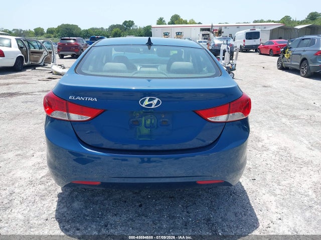 Продаж на аукціоні авто 2013 Hyundai Elantra Gls, vin: KMHDH4AE4DU958726, номер лоту: 45594588