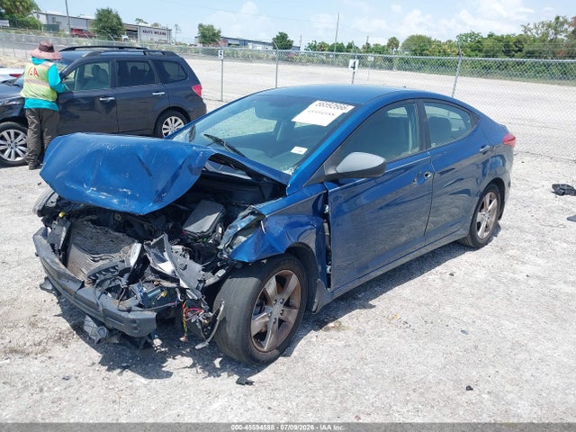 Продаж на аукціоні авто 2013 Hyundai Elantra Gls, vin: KMHDH4AE4DU958726, номер лоту: 45594588