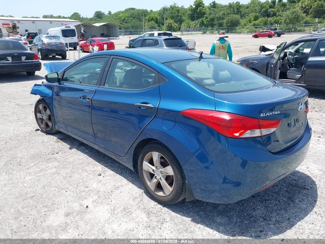 Продаж на аукціоні авто 2013 Hyundai Elantra Gls, vin: KMHDH4AE4DU958726, номер лоту: 45594588