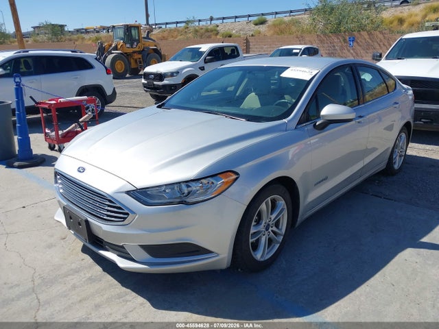 Ford Fusion Hybrid S 2018 3FA6P0UU2JR100689 Image 2