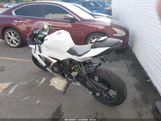 Kawasaki Zx636 E 2017 JKBZXJE1XHA025378 Image 3