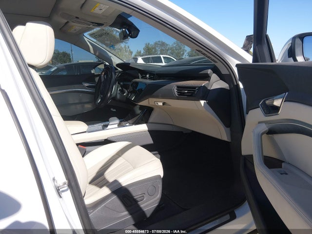 2024 Audi Q8 E-tron Premium Quattro მანქანა იყიდება აუქციონზე, vin: WA14AAGE8RB019350, აუქციონის ნომერი: 45594673