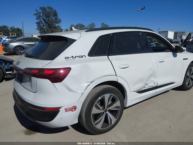 2024 Audi Q8 E-tron Premium Quattro მანქანა იყიდება აუქციონზე, vin: WA14AAGE8RB019350, აუქციონის ნომერი: 45594673