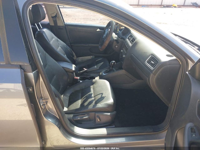 2014 Volkswagen Jetta 1.8t Se მანქანა იყიდება აუქციონზე, vin: 3VWD17AJ9EM244827, აუქციონის ნომერი: 45594678