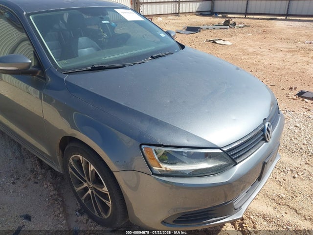 2014 Volkswagen Jetta 1.8t Se მანქანა იყიდება აუქციონზე, vin: 3VWD17AJ9EM244827, აუქციონის ნომერი: 45594678