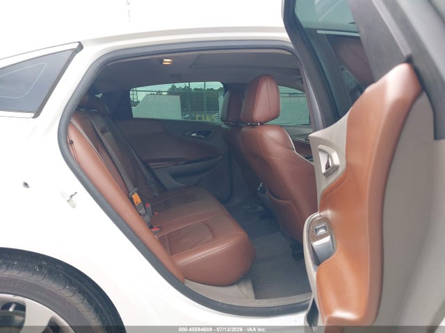 1G1ZE5SX0JF108402 Chevrolet Malibu Premier