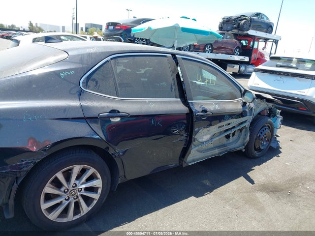 4T1R11AK5MU496529 Toyota CAMRY LE