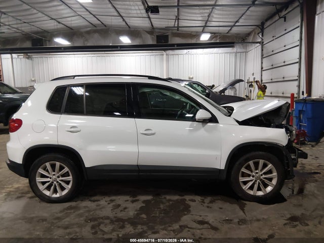 2017 Volkswagen Tiguan 2.0t/2.0t S მანქანა იყიდება აუქციონზე, vin: WVGAV7AX5HK050091, აუქციონის ნომერი: 45594716