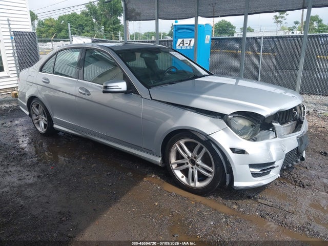 Продажа на аукционе авто 2012 Mercedes-benz C 300 Sport 4matic, vin: WDDGF8BB4CR229233, номер лота: 45594720