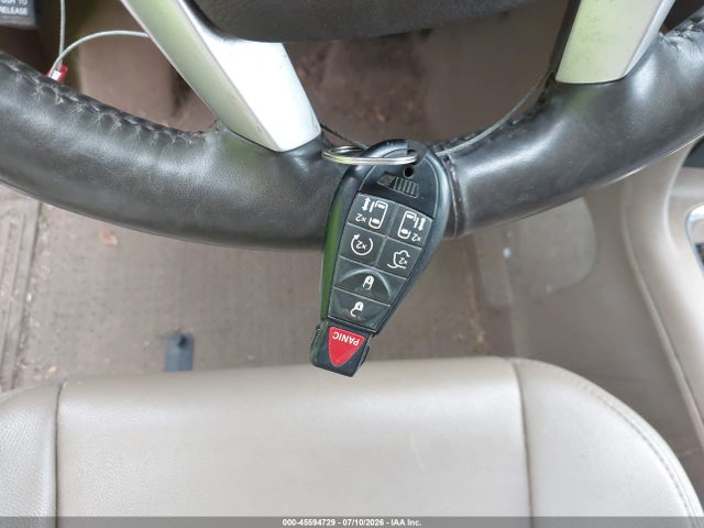 45594729 :رقم المزاد ، 2C4RC1CG0FR522297 vin ، 2015 Chrysler Town & Country Touring-l مزاد بيع