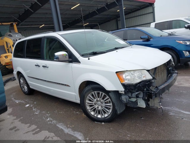 45594729 :رقم المزاد ، 2C4RC1CG0FR522297 vin ، 2015 Chrysler Town & Country Touring-l مزاد بيع