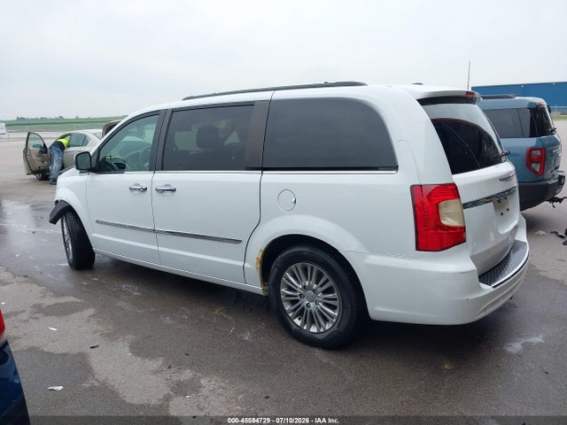 45594729 :رقم المزاد ، 2C4RC1CG0FR522297 vin ، 2015 Chrysler Town & Country Touring-l مزاد بيع