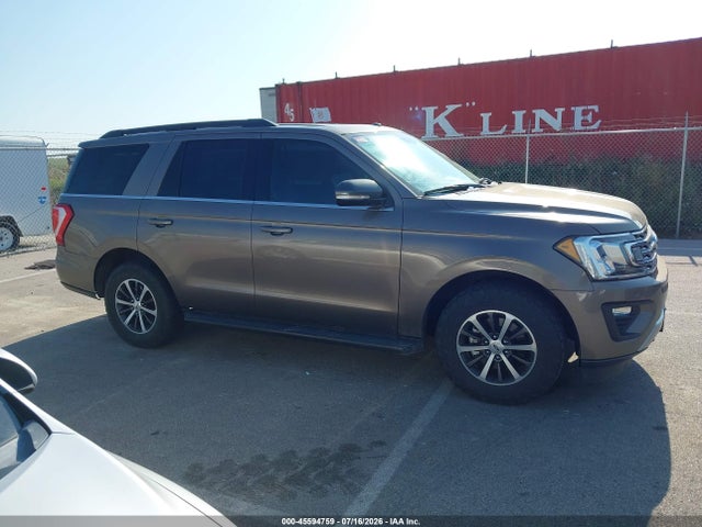 2018 Ford Expedition Xlt მანქანა იყიდება აუქციონზე, vin: 1FMJU1JT5JEA02432, აუქციონის ნომერი: 45594759