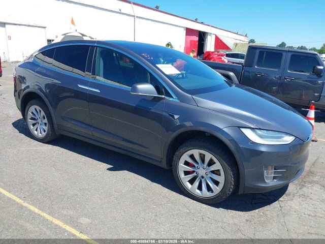 Tesla Model X P100d/performance 2019 5YJXCDE48KF182043 main image