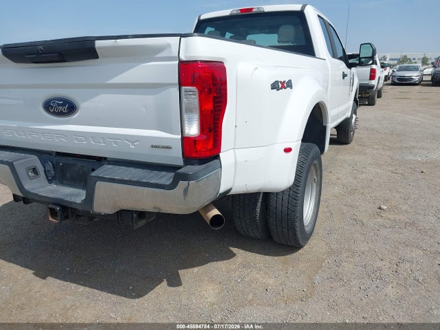 Ford F-350 Xl 2018 1FT8X3D68JEC84142 Image 12