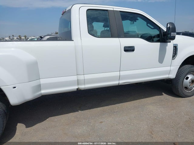 Ford F-350 Xl 2018 1FT8X3D68JEC84142 Image 14