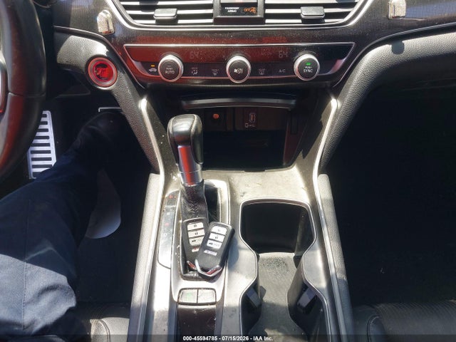 1HGCV1F34JA204349 Honda Accord Sport