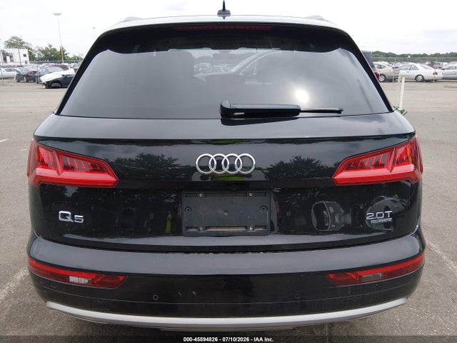 2018 Audi Q5 2.0t Premium/2.0t Tech Premium მანქანა იყიდება აუქციონზე, vin: WA1BNAFY9J2009213, აუქციონის ნომერი: 45594826