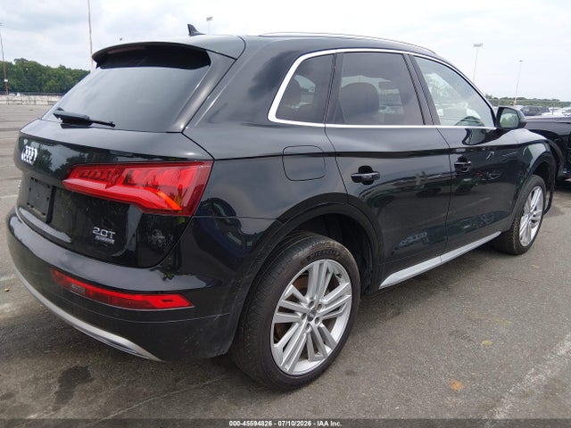 2018 Audi Q5 2.0t Premium/2.0t Tech Premium მანქანა იყიდება აუქციონზე, vin: WA1BNAFY9J2009213, აუქციონის ნომერი: 45594826