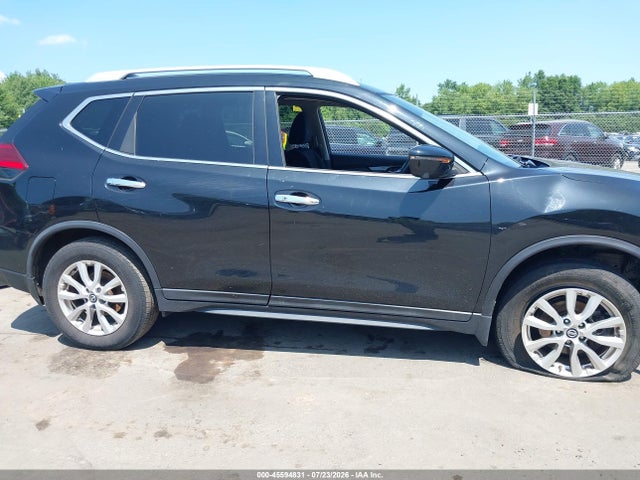 Продаж на аукціоні авто 2017 Nissan Rogue Sv, vin: 5N1AT2MV6HC780573, номер лоту: 45594831