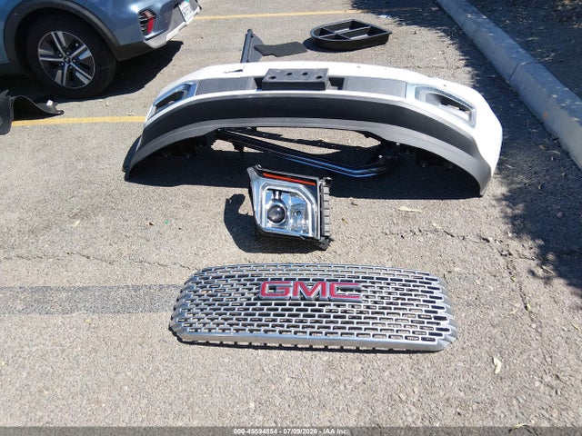 1GKS2HKJ1HR366990 GMC YUKON XL DENALI