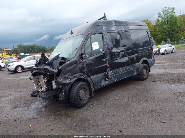 2015 Mercedes-benz Sprinter 2500 Normal Roof მანქანა იყიდება აუქციონზე, vin: WD3PE7DC8FP118384, აუქციონის ნომერი: 45594874