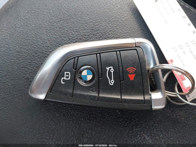 2019 Bmw 330i Xdrive მანქანა იყიდება აუქციონზე, vin: 3MW5R7J50K8B00409, აუქციონის ნომერი: 45594894