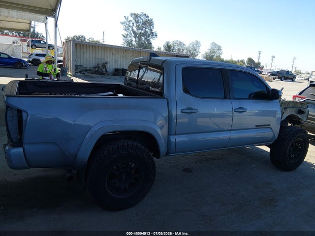 3TMAZ5CN0KM097019 Toyota Tacoma Trd Sport