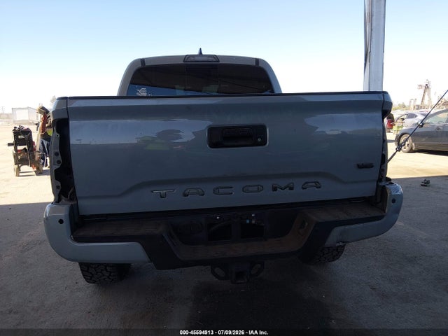 3TMAZ5CN0KM097019 Toyota Tacoma Trd Sport