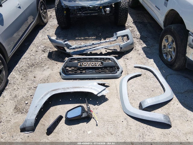 3TMAZ5CN0KM097019 Toyota Tacoma Trd Sport