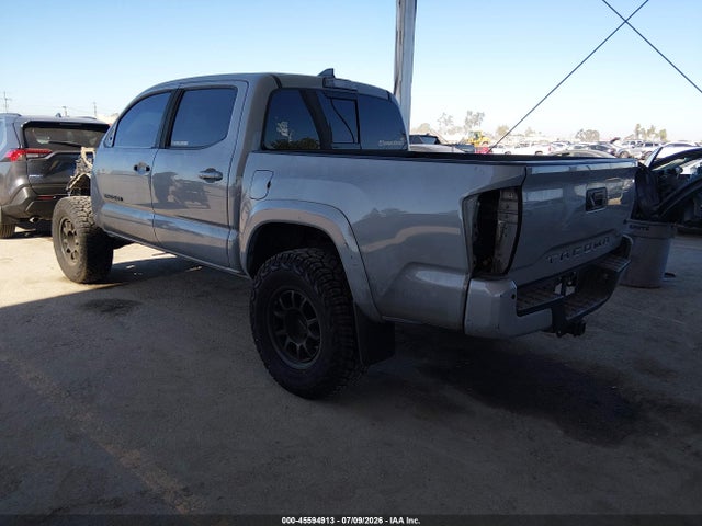 3TMAZ5CN0KM097019 Toyota Tacoma Trd Sport