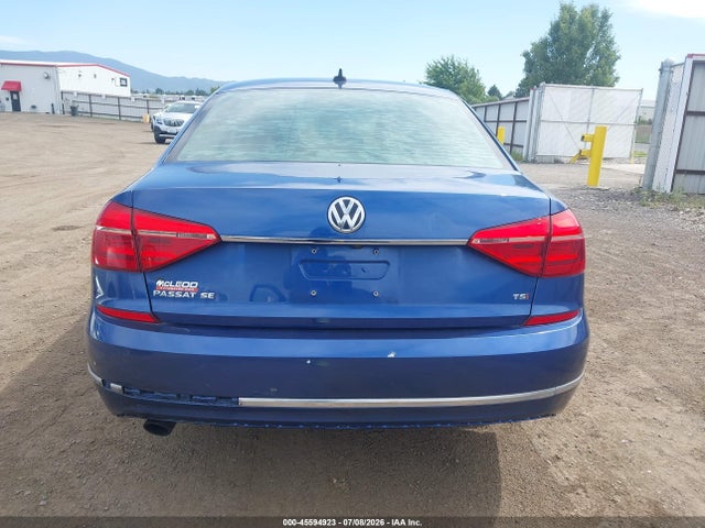 1VWBT7A3XGC008985 Volkswagen Passat 1.8t Se