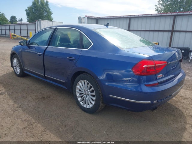 1VWBT7A3XGC008985 Volkswagen Passat 1.8t Se