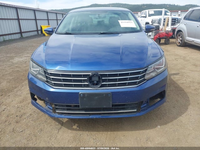 1VWBT7A3XGC008985 Volkswagen Passat 1.8t Se