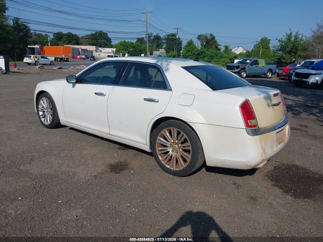 2012 Chrysler 300 Limited მანქანა იყიდება აუქციონზე, vin: 2C3CCACG0CH176067, აუქციონის ნომერი: 45594925