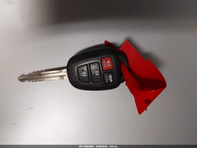 5YFBURHE7HP696665 Toyota COROLLA SE