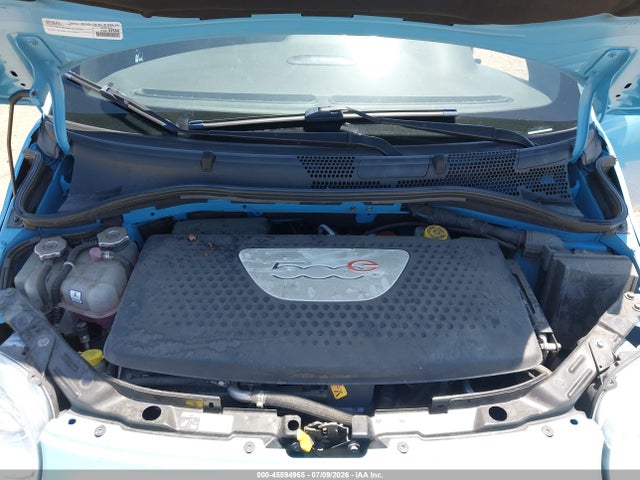 Fiat 500E BATTERY ELECTRIC 2017 3C3CFFGE4HT625133 Image 10
