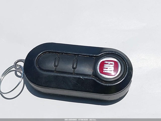 Fiat 500E BATTERY ELECTRIC 2017 3C3CFFGE4HT625133 Image 11