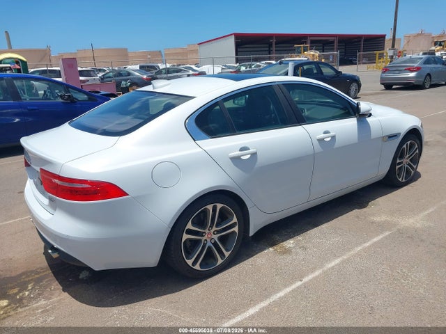 SAJAJ4BV0HA963750 Jaguar Xe 35t Premium