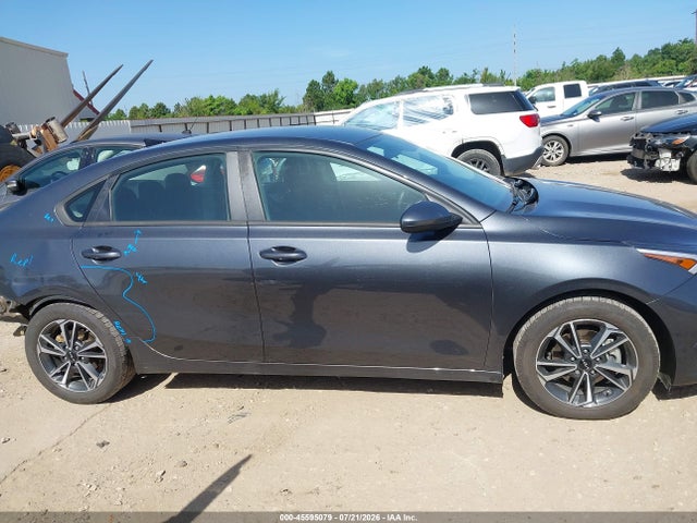 2023 Kia Forte Lxs მანქანა იყიდება აუქციონზე, vin: 3KPF24AD8PE684780, აუქციონის ნომერი: 45595079