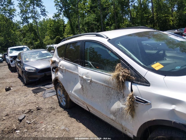 Продажа на аукционе авто 2018 Ford Escape Se, vin: 1FMCU0GD3JUA81236, номер лота: 45595084