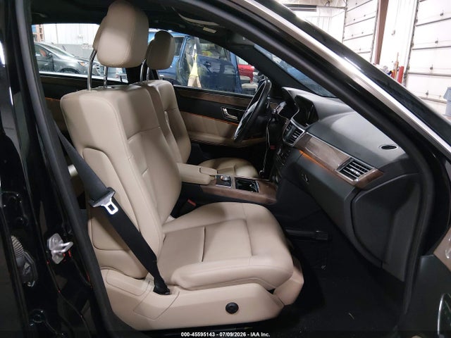 45595143 :رقم المزاد ، WDDHF8HB0BA467279 vin ، 2011 Mercedes-benz E 350 4matic مزاد بيع