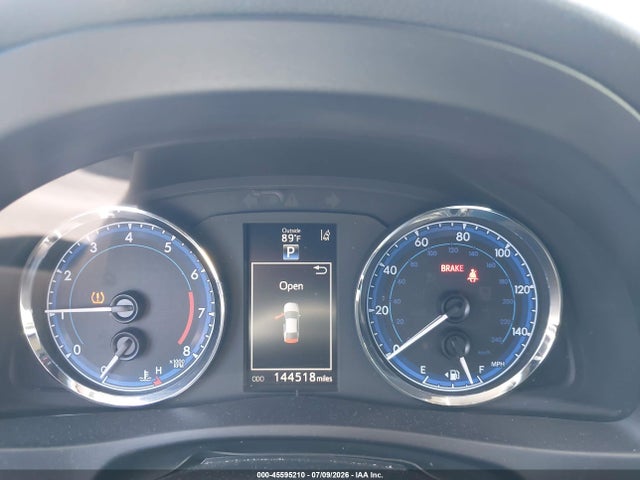 5YFBURHE7HP620461 Toyota Corolla Se Special Edition