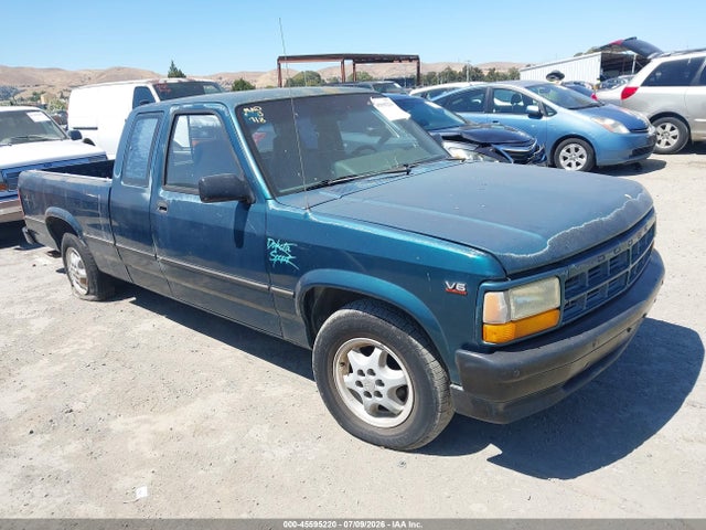 1995 Dodge Dakota მანქანა იყიდება აუქციონზე, vin: 1B7GL23X9SW935477, აუქციონის ნომერი: 45595220