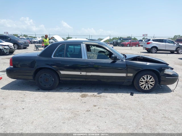 2003 Ford Crown Victoria Lx მანქანა იყიდება აუქციონზე, vin: 2FAFP74W73X153757, აუქციონის ნომერი: 45595303